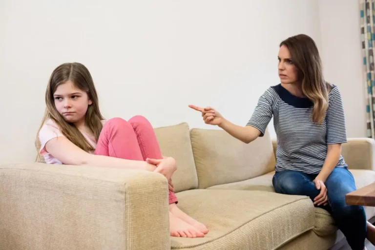 Signs-of-toxic-parents